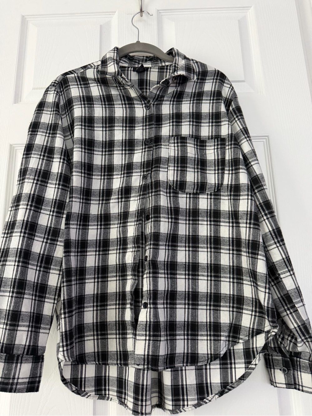 Black and White Plaid Women’s shirt